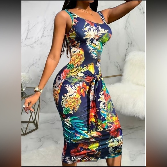 NEW, Floral Tie-Front Bodycon Dress - Picture 3 of 3